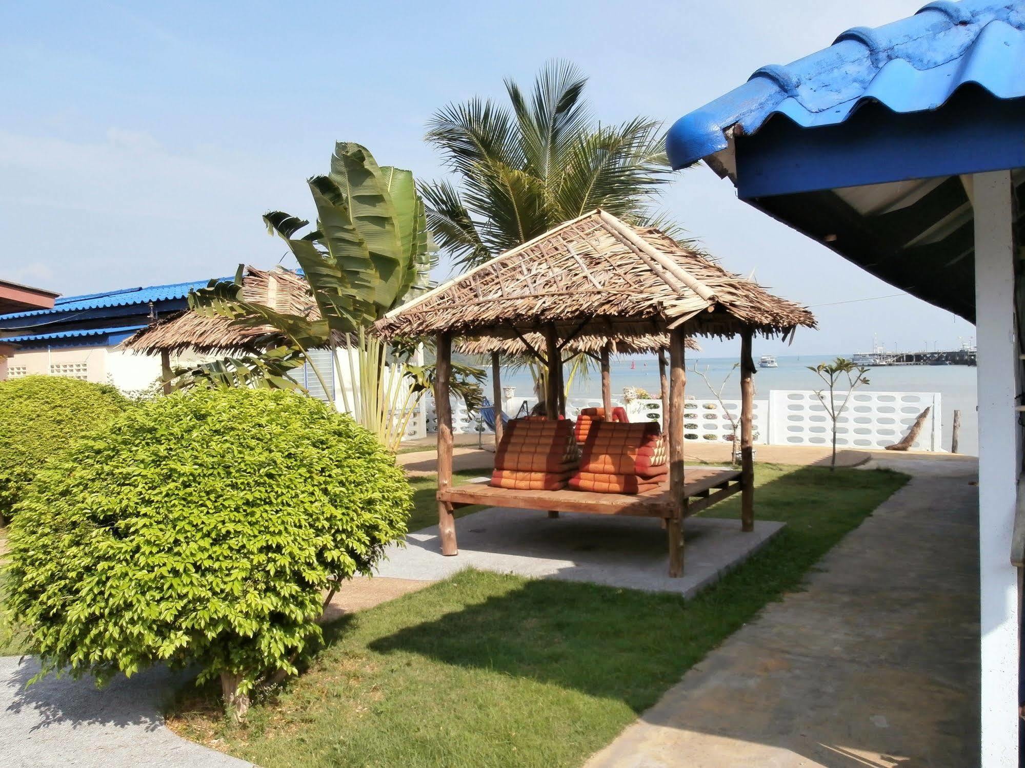Fiji Palms Phuket Hotell Exteriör bild